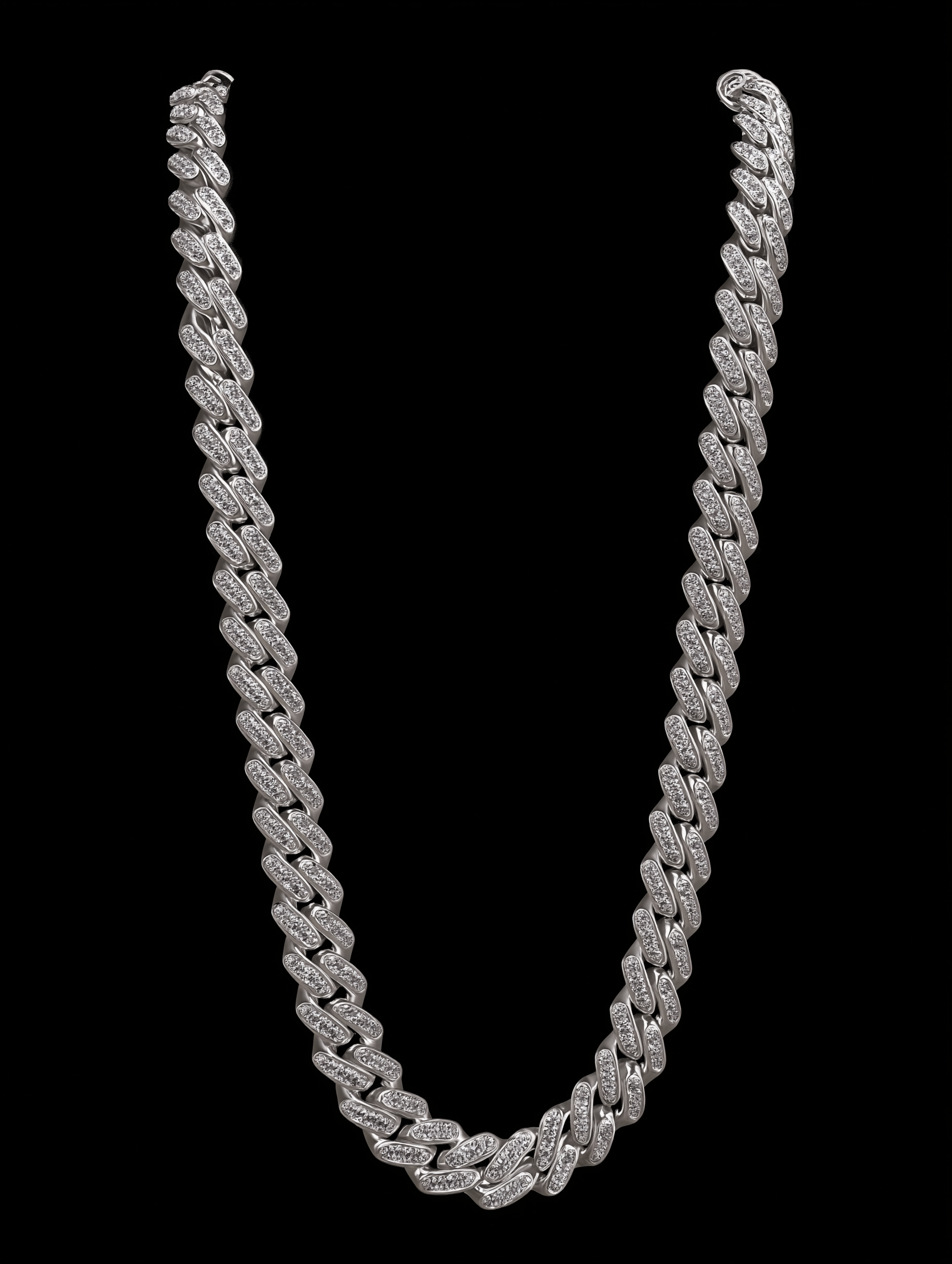 Cuban Link Chain – Iced Out (Silver)